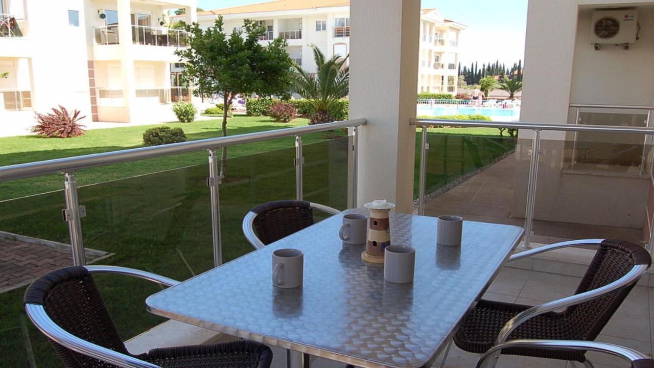 Four Seasons Sokak No 07600 Side
